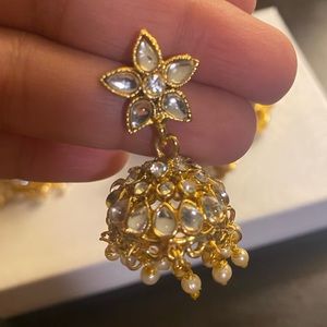 Small Pakistani Indian kundan earrings